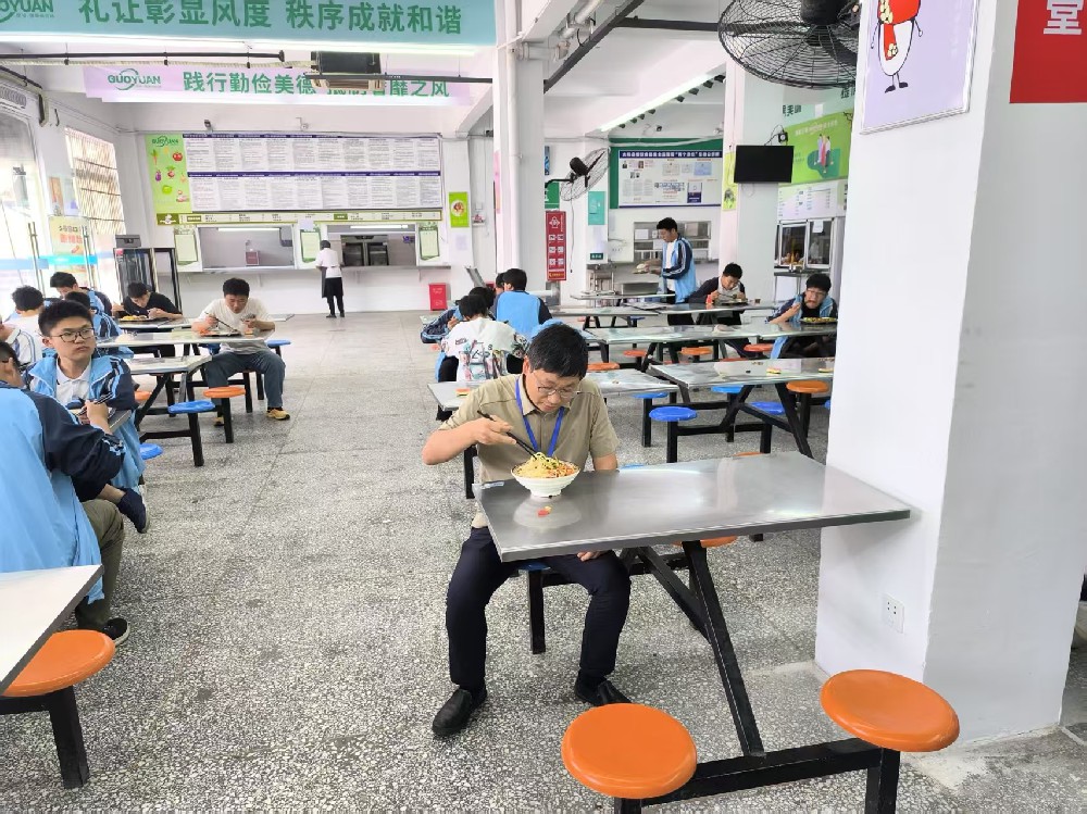 校長陪餐